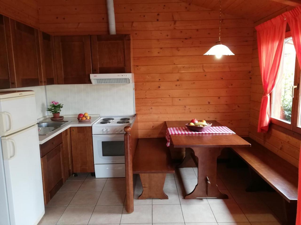 Il Veliero Hotell Follonica Exteriör bild